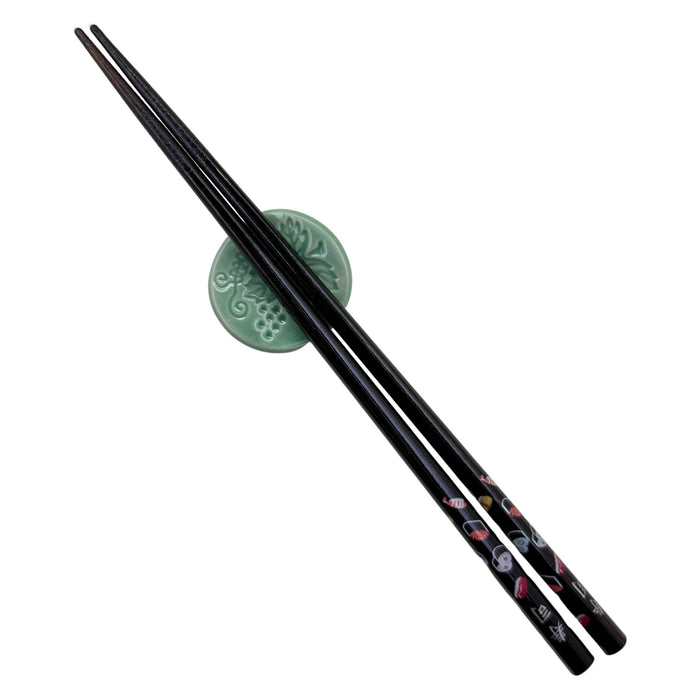 Midori Budou Hashioki (緑葡萄箸置き) - "Green Grape" Chopstick Rest