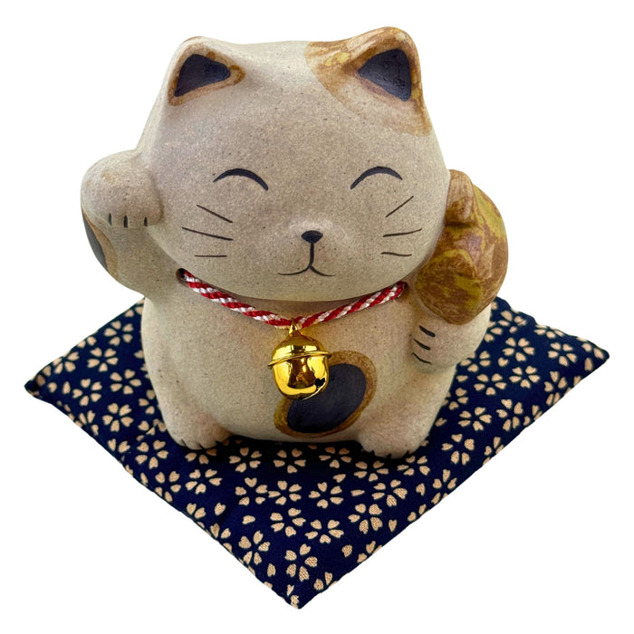 Kin no Suzu Miyabi Maneki Neko (金の鈴雅招き猫) - "Elegant Beckoning Cat with Gold Bell" Ornament