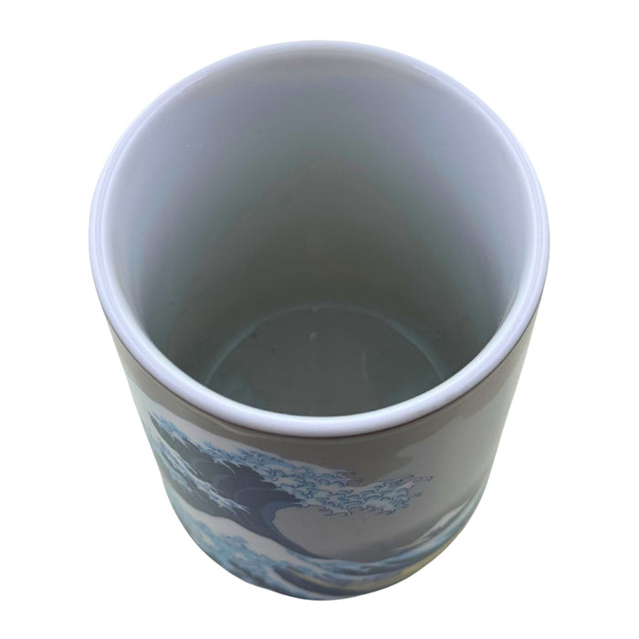 Kanagawa Oki Nami Ura Kappu (神奈川沖波裏カップ) - "The Great Wave off Kanagawa" Cup